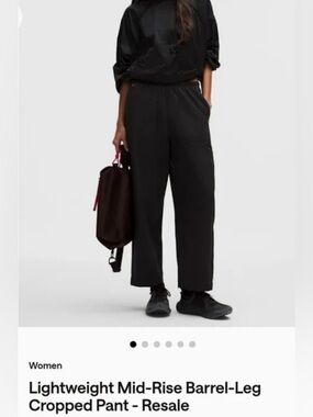 lululemon athletica Black Mid-Rise Barrel-Leg Cropped Pants